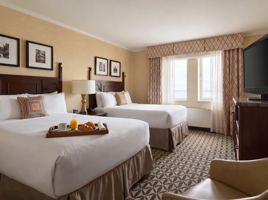 Plateau du déjeuner dans une chambre du Manoir Richelieu